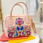 Dámská kabelka Kitto – sametový potisk Zázračný květ na práškovém pozadí