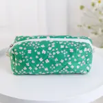 Kosmetická taška Pusheen – stylová a prostorná taštička na kosmetiku Malé květiny