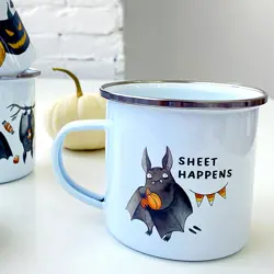 Smaltovaný hrnek Camper Sheet happens