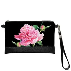 Malá kabelka přes rameno Pivoňka na černém pozadí