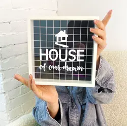 Dřevěná pokladnička na peníze house of our dream