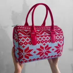 Dámská kabelka Barrel – textilní potisk zimní nálada