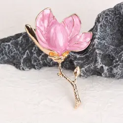Brož – Magnolie 8 × 5,2 cm