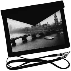 Dámský klutch konvert – elegantní sametová kabelka s potiskem Černobílý Londýn