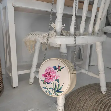 Kabelka tablet  Pivoňka na světlém pozadí