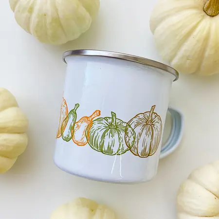 Smaltovaný hrnek Camper Dýně