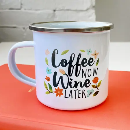 Smaltovaný hrnek Camper Coffee now wine later