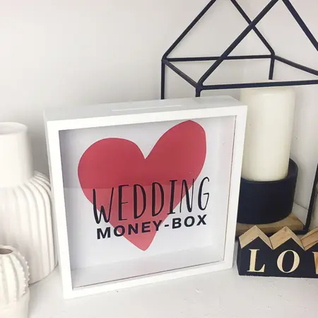 Dřevěná pokladnička na peníze wedding box
