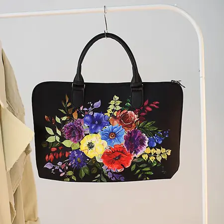 Taška Sakvoyage na notebook XXL Květiny na černém pozadí 