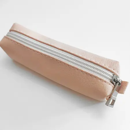 Klíčenka BIG – pouzdro na klíče z eko kůže se zipem Pudrová