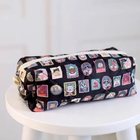 Kosmetická taška Pusheen – stylová a prostorná taštička na kosmetiku portréty zvířat