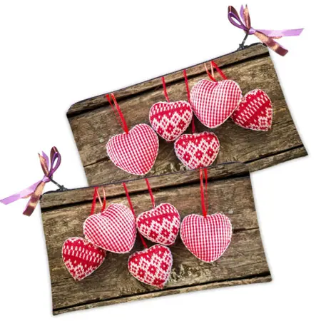 Kosmetická taška MINI – malá látková taštička s potiskem Srdíčka 