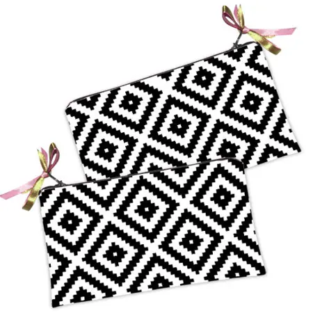 Kosmetická taška MINI – malá látková taštička s potiskem Černobílý geometrický kosočtverec