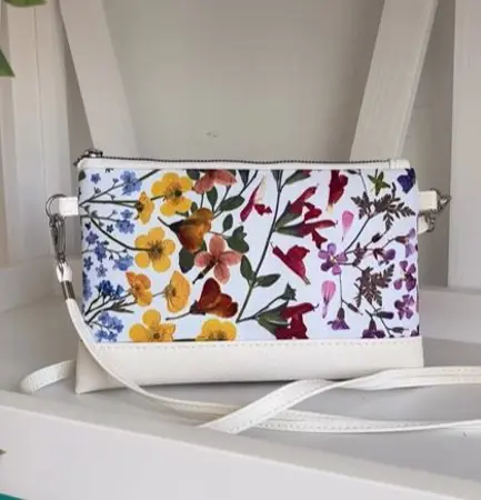 Malá kabelka přes rameno Polní květy